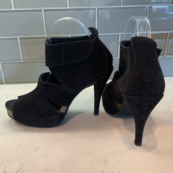 Pedro Garcia black suede bootie - EUC - Picture 4 of 6